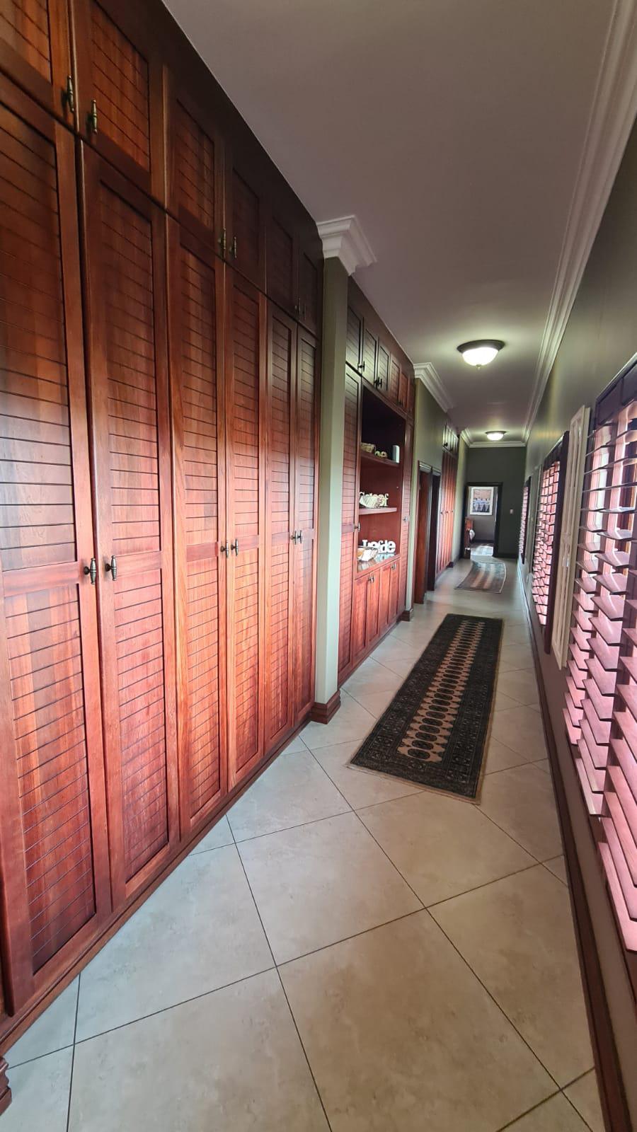 4 Bedroom Property for Sale in Oranjeville Free State